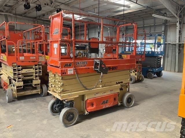 JLG 2632ES Sakselifter
