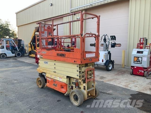 JLG 2632ES Sakselifter