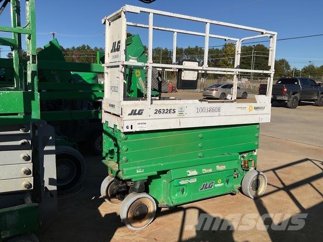 JLG 2632ES Sakselifter