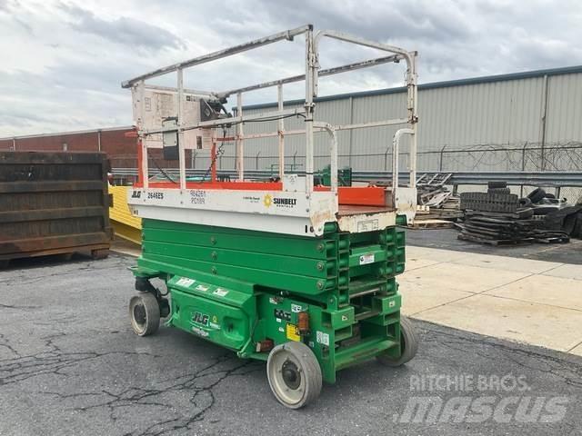 JLG 2646ES Sakselifter