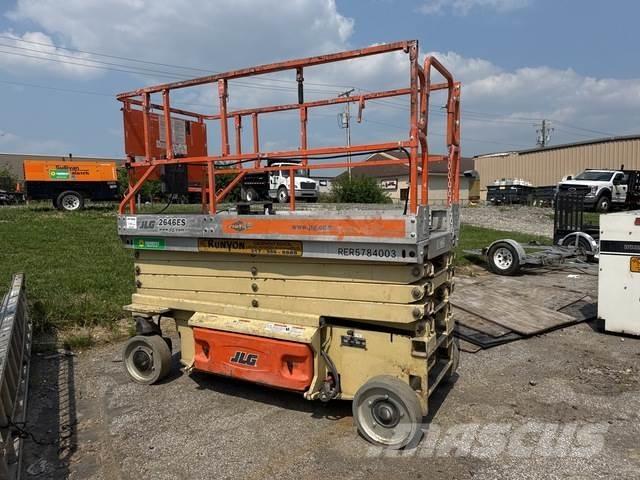 JLG 2646ES Sakselifter