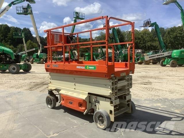 JLG 2646ES Sakselifter