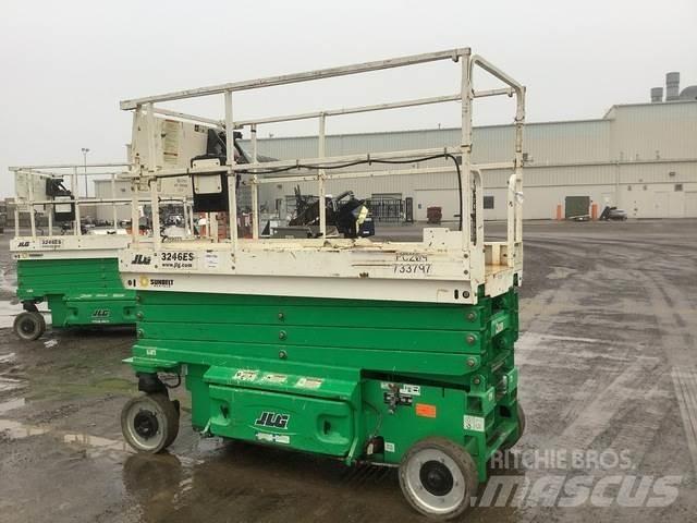 JLG 3246ES Sakselifter