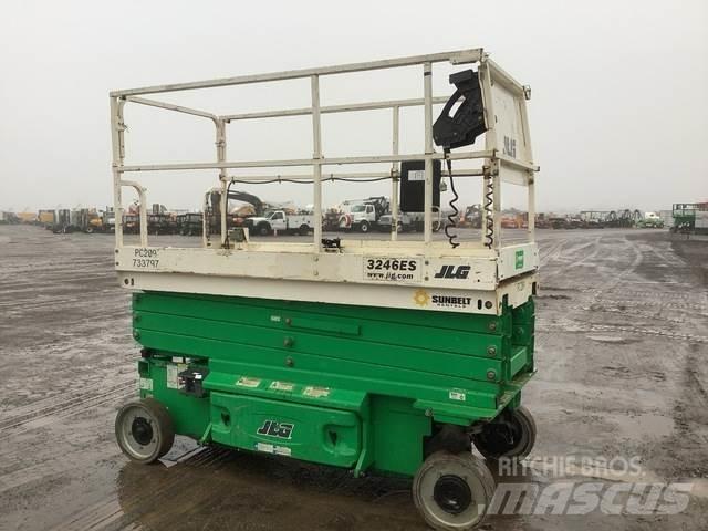 JLG 3246ES Sakselifter