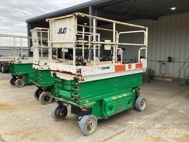 JLG 3246ES Sakselifter