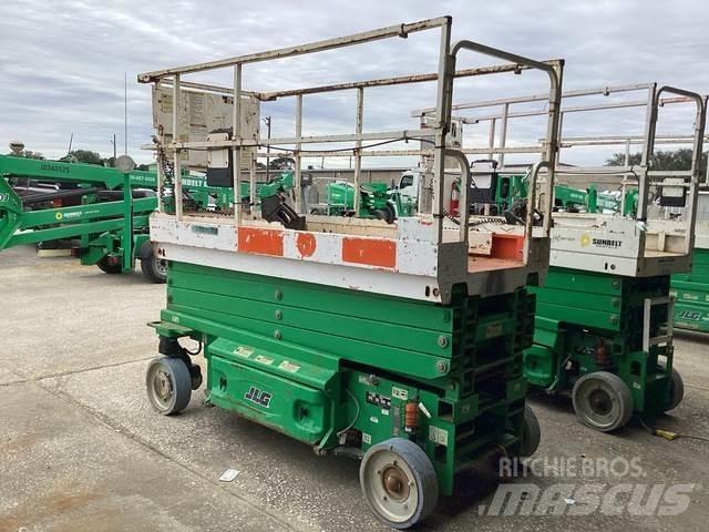 JLG 3246ES Sakselifter