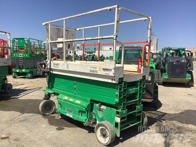 JLG 3246ES Sakselifter