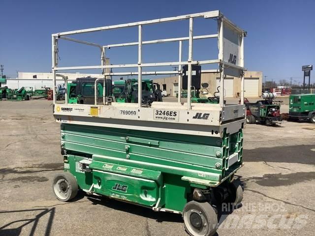 JLG 3246ES Sakselifter