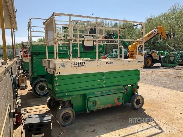 JLG 3246ES Sakselifter