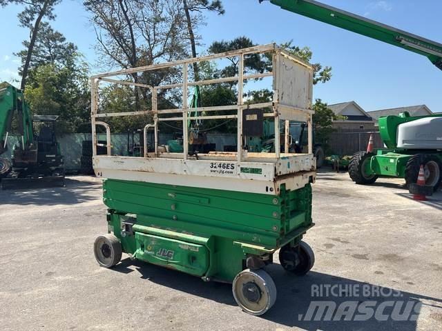 JLG 3246ES Sakselifter
