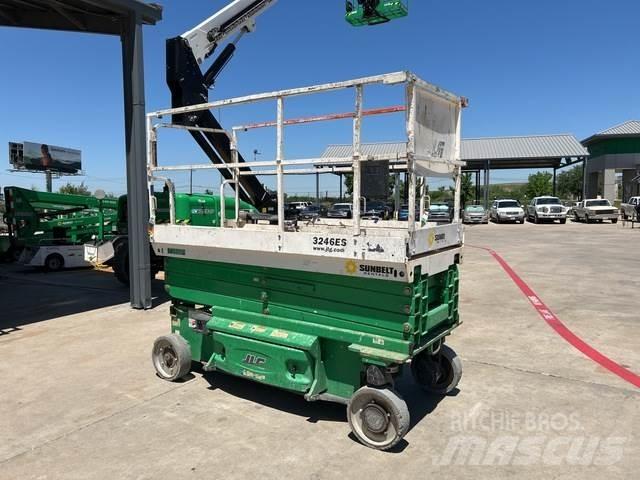 JLG 3246ES Sakselifter