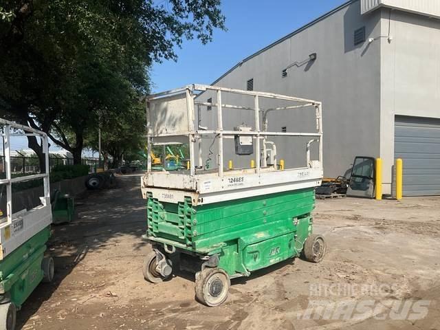 JLG 3246ES Sakselifter