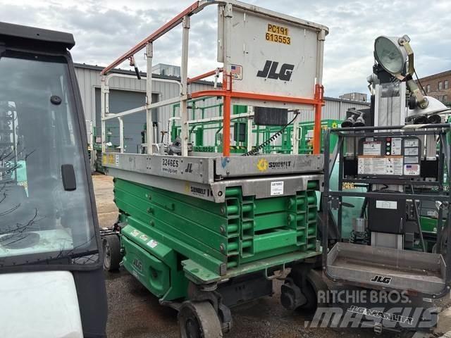 JLG 3246ES Sakselifter