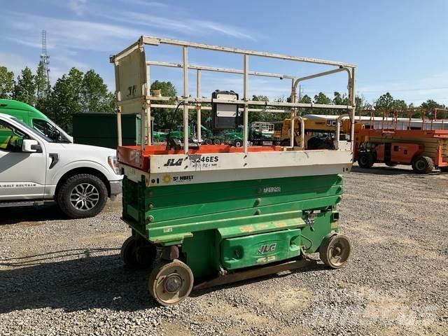 JLG 3246ES Sakselifter