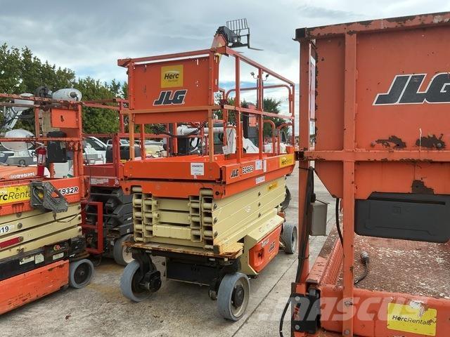 JLG 3246ES Sakselifter