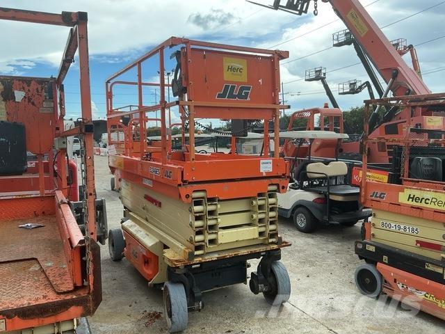 JLG 3246ES Sakselifter
