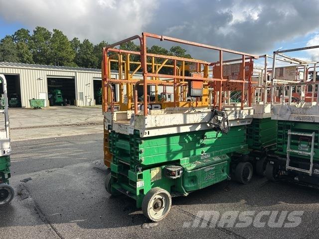 JLG 3246ES Sakselifter