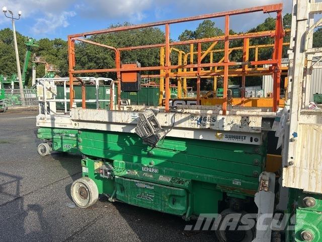 JLG 3246ES Sakselifter