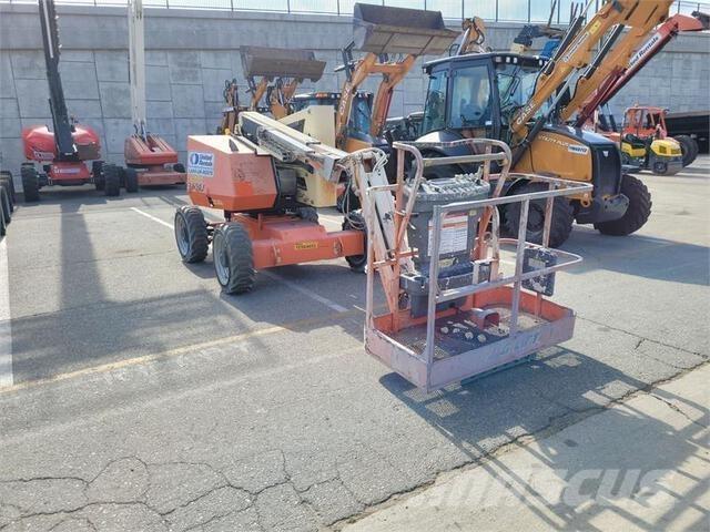 JLG 340AJ Leddede bomlifter