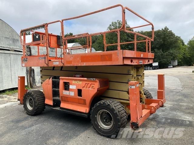 JLG 4394 RT Sakselifter