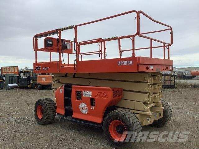 JLG 4394 RT Sakselifter
