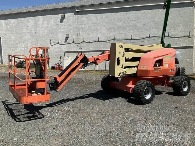 JLG 450AJ Leddede bomlifter
