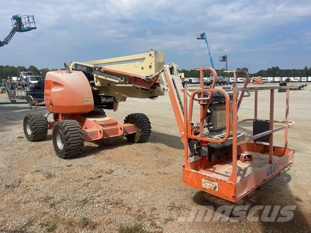 JLG 450AJ Leddede bomlifter