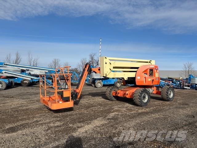 JLG 450AJ Leddede bomlifter