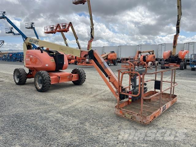 JLG 600AJ Leddede bomlifter