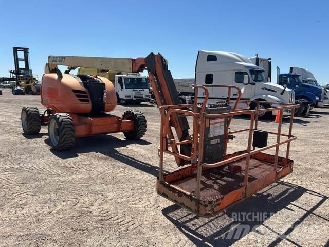 JLG 600AJ Leddede bomlifter