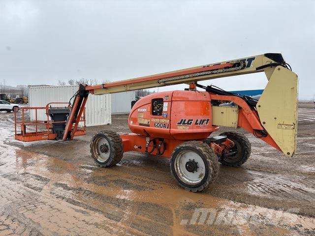 JLG 600AJ Leddede bomlifter