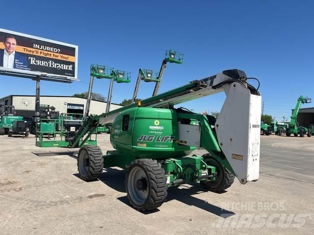 JLG 600AJ Leddede bomlifter