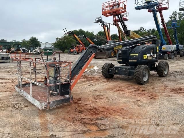 JLG 600AJ Leddede bomlifter