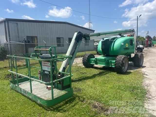 JLG 600AJ Leddede bomlifter