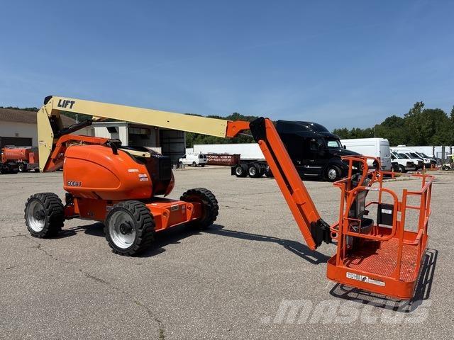 JLG 600AJ Leddede bomlifter