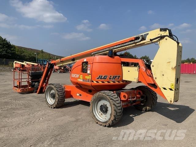 JLG 600AJ Leddede bomlifter