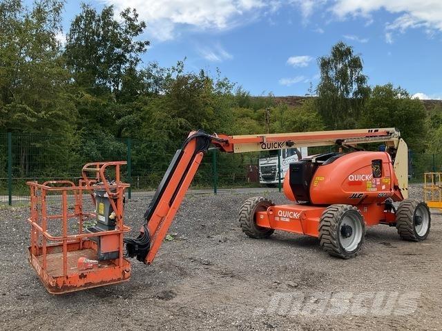 JLG 600AJ Leddede bomlifter
