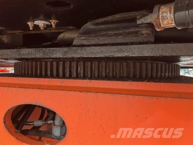 JLG 600AJ Leddede bomlifter