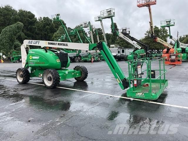 JLG 600AJ Leddede bomlifter