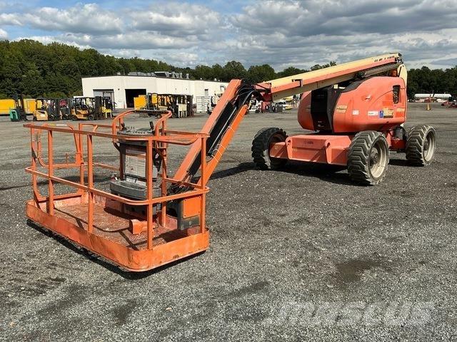 JLG 600AJ Leddede bomlifter