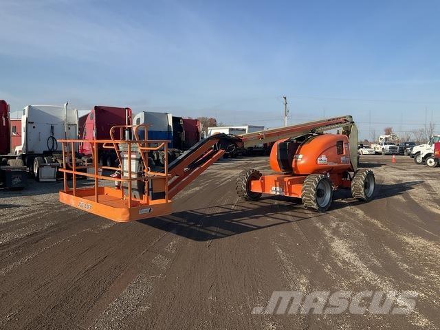 JLG 600AJ Leddede bomlifter