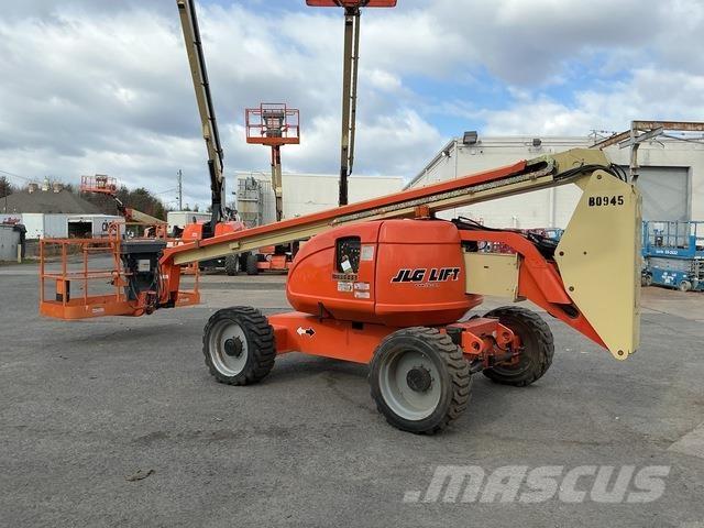 JLG 600AJ Leddede bomlifter