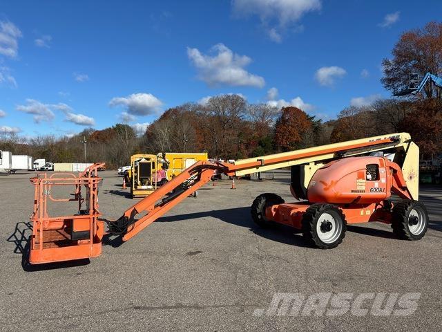 JLG 600AJ Leddede bomlifter