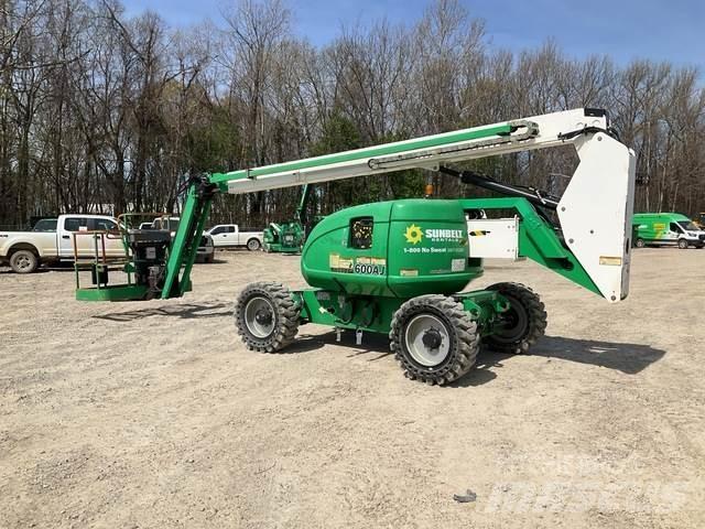JLG 600AJN Leddede bomlifter