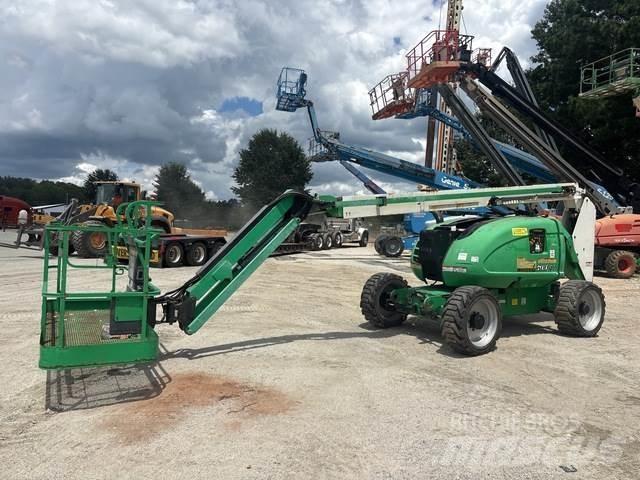 JLG 600AJN Leddede bomlifter