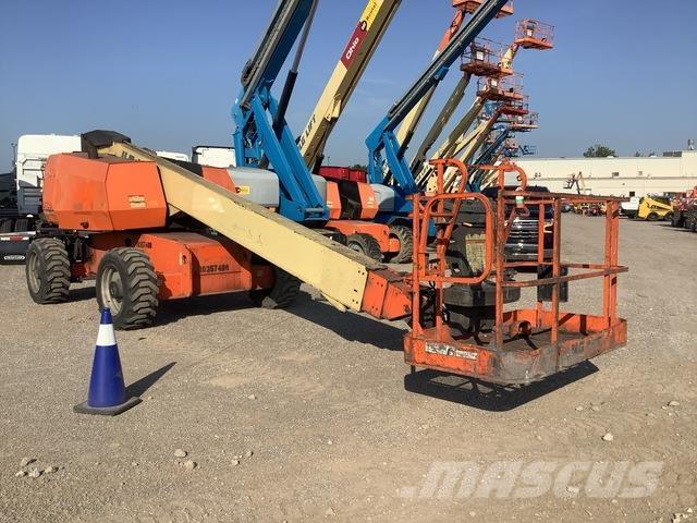 JLG 600S Teleskop bomlifter