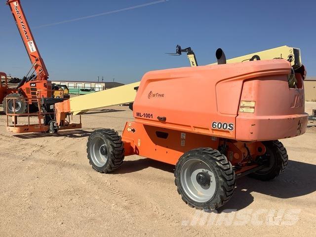 JLG 600S Teleskop bomlifter