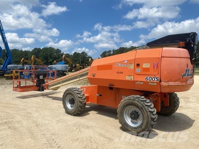 JLG 600S Teleskop bomlifter