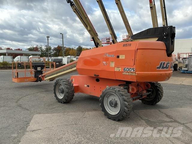 JLG 600S Teleskop bomlifter