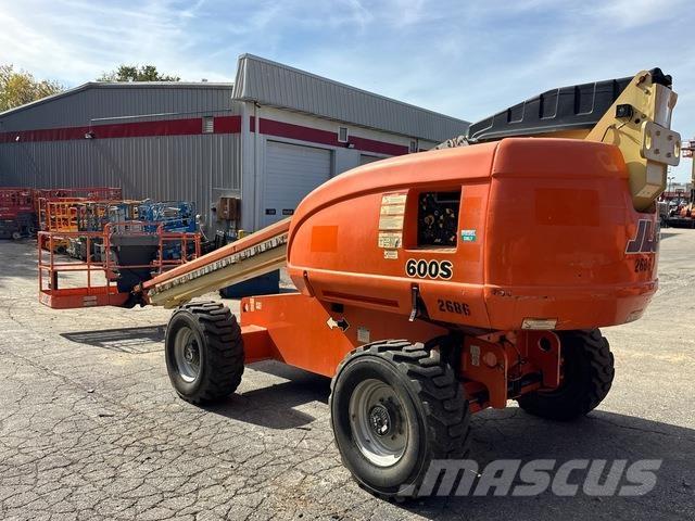 JLG 600S Teleskop bomlifter